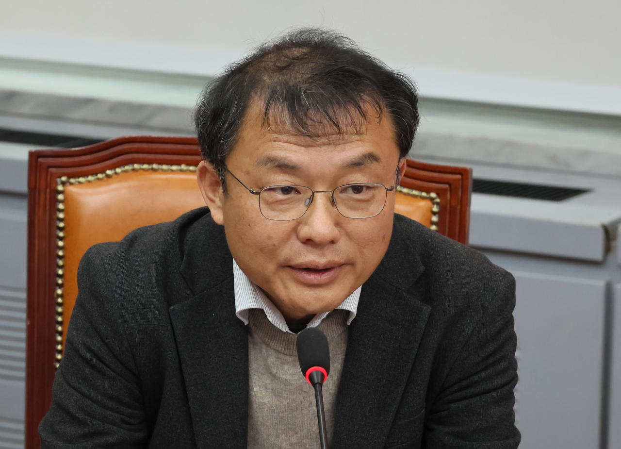민경우 국민의힘 비상대책위원이 29일 국회에서 열린 비상대책위원회의에서 발언하고 있다. [연합]