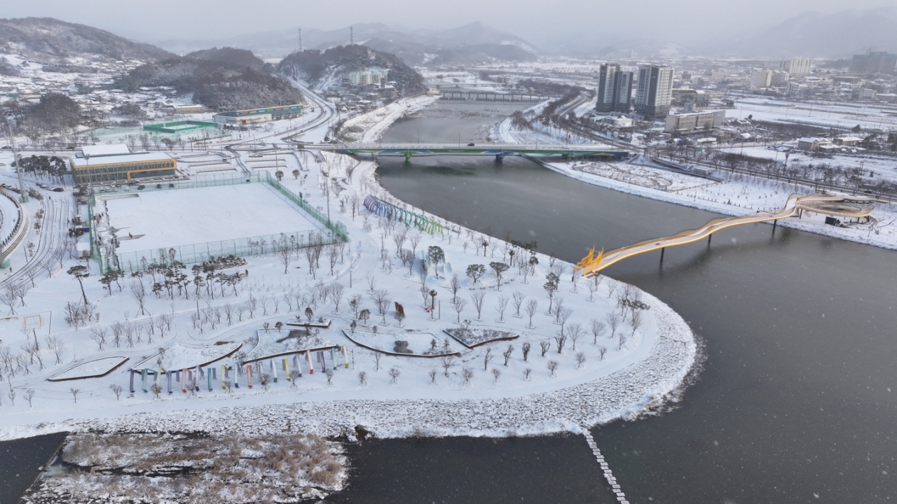 국가하천으로 승격된 황룡강의 설경