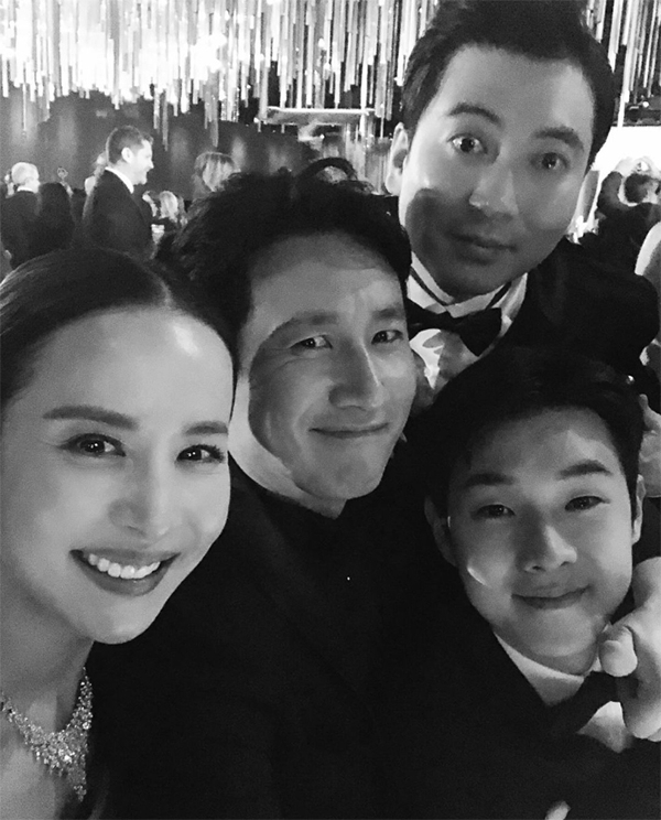 영화 '기생충'에 출연한 배우 조여정(왼쪽), 이선균, 박명훈, 최우식. [조여정 인스타그램 캡처]
