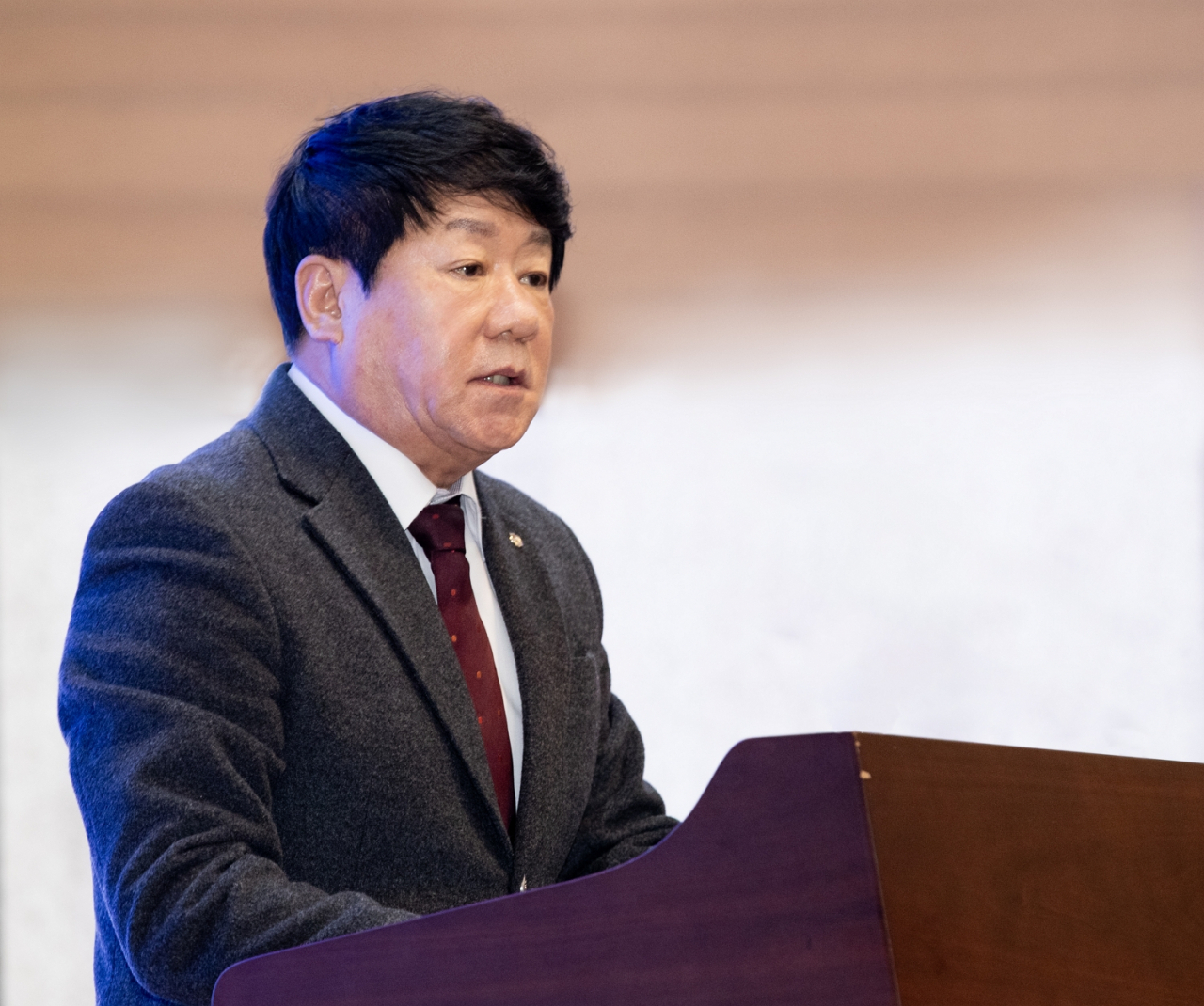 김윤식 신협중앙회장이 신협중앙회관 대강당에서 개최된 2024년 시무식에서 신년사를 발표하고 있다. [신협중앙회 제공]