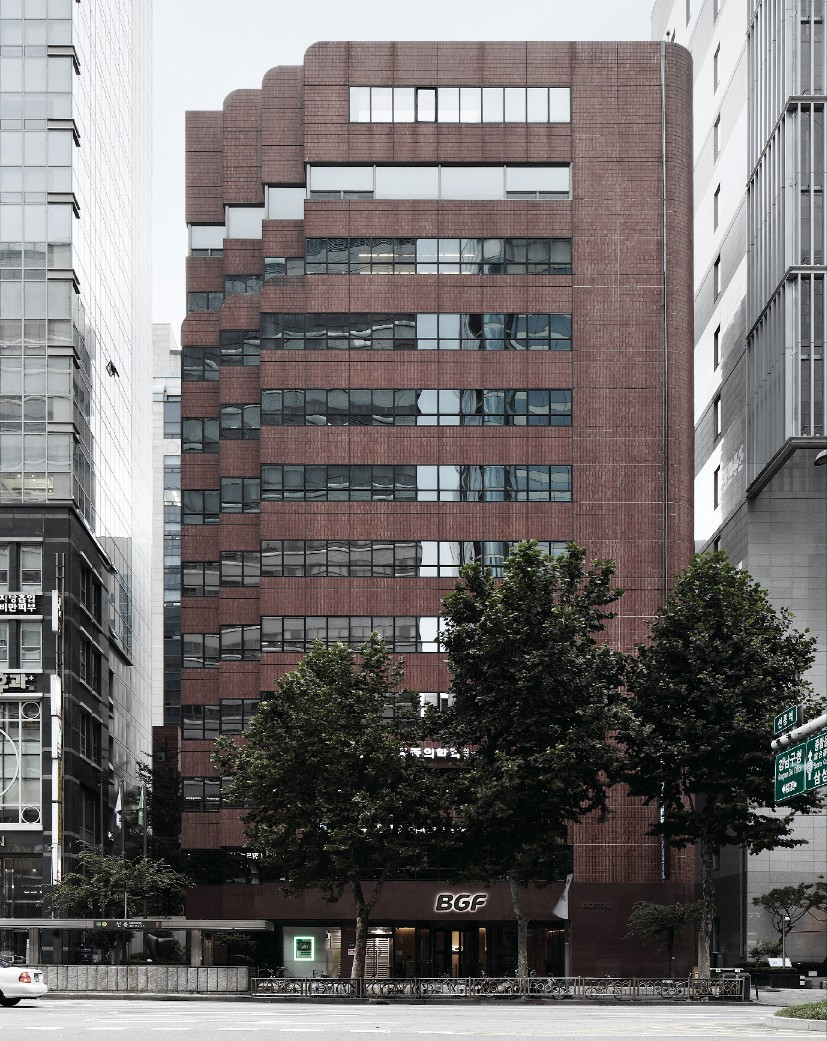 BGF리테일 강남 사옥. [BGF리테일 제공]