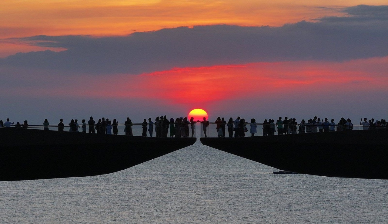 “Kiss Bridge” in Sunset Town in Phu Quoc (Sun Group)