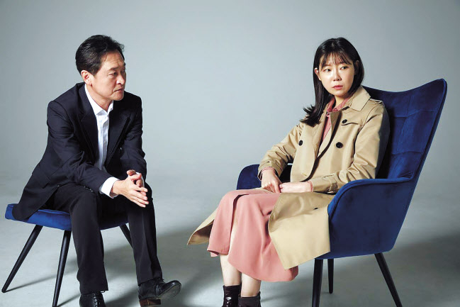 ‘2023 공연예술창작산실 올해의신작’으로 선정된 연극 ‘아들에게(부제: 미옥, 앨리스 현)