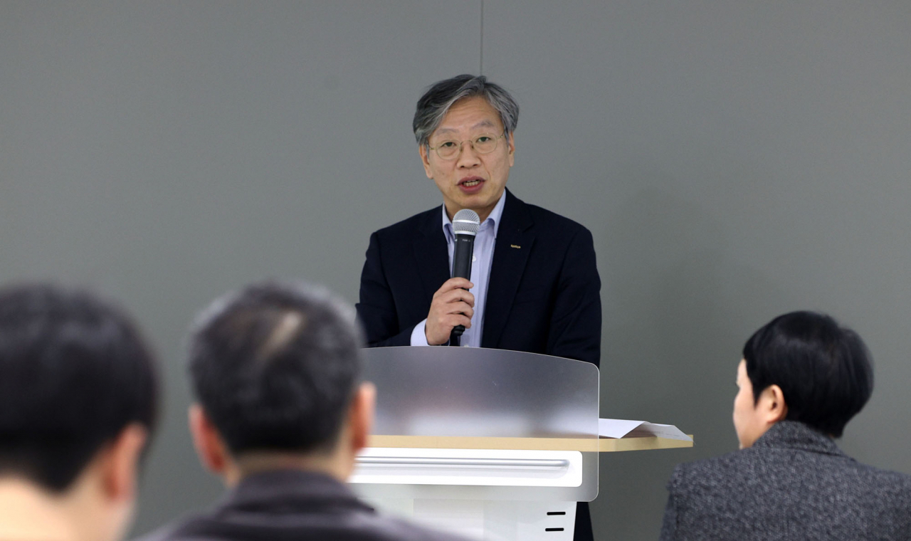 지난 8일 경기도 안산에서 열린 기업간담회에서 유정열 코트라 사장이 발언하고 있다. [코트라 제공]