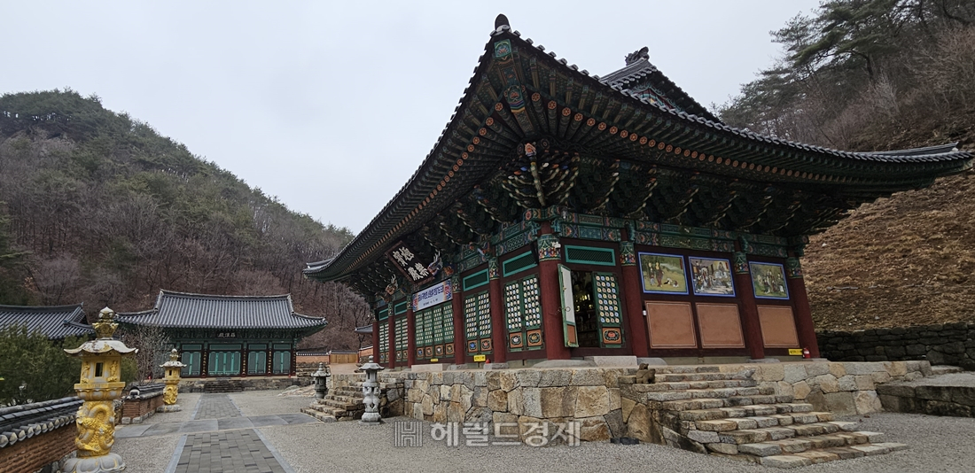 마이산 금당사 대웅전