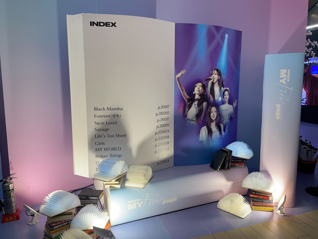 Aespa's pop-up store at the Lotte World Mall in Seoul (Hong Yoo/ The Korea Herald)