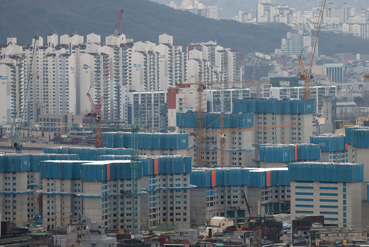 서울 강북구 북서울꿈의숲에서 바라본 노원·도봉구 일대 아파트 단지의 모습. [연합]