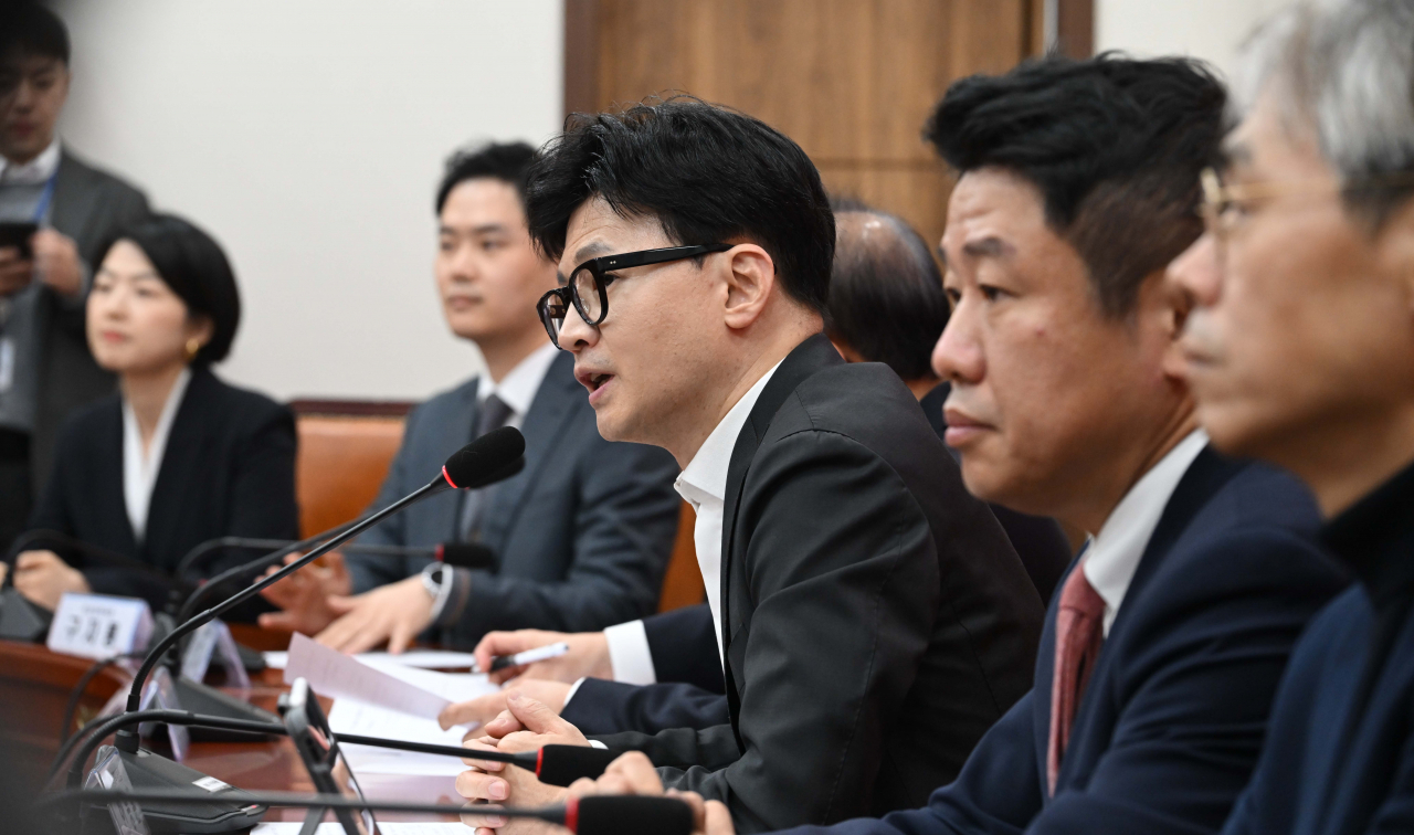 한동훈 국민의힘 비대위원장이 지난 15일 오전 서울 여의도 국회에서 열린 비상대책위원회의에 참석해 모두발언하고 있다. 이상섭 기자