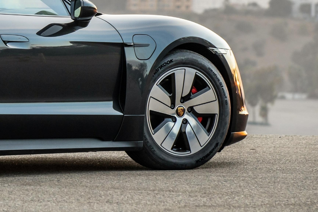 Hankook Tire‘s Ventus S1 Evo EV tires are featured on the all-electric Porshe Taycan. (Hankook Tire)