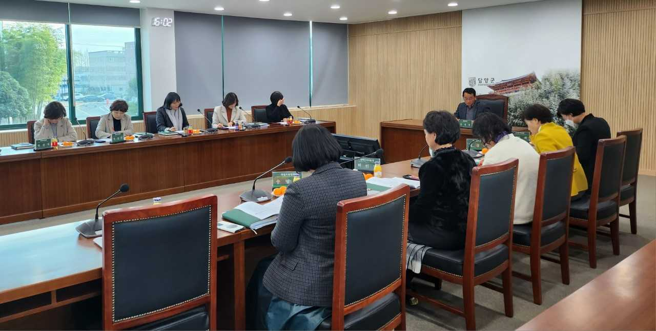 담양군, ‘담양형 향촌돌봄 사업’ 실무추진단 간담회