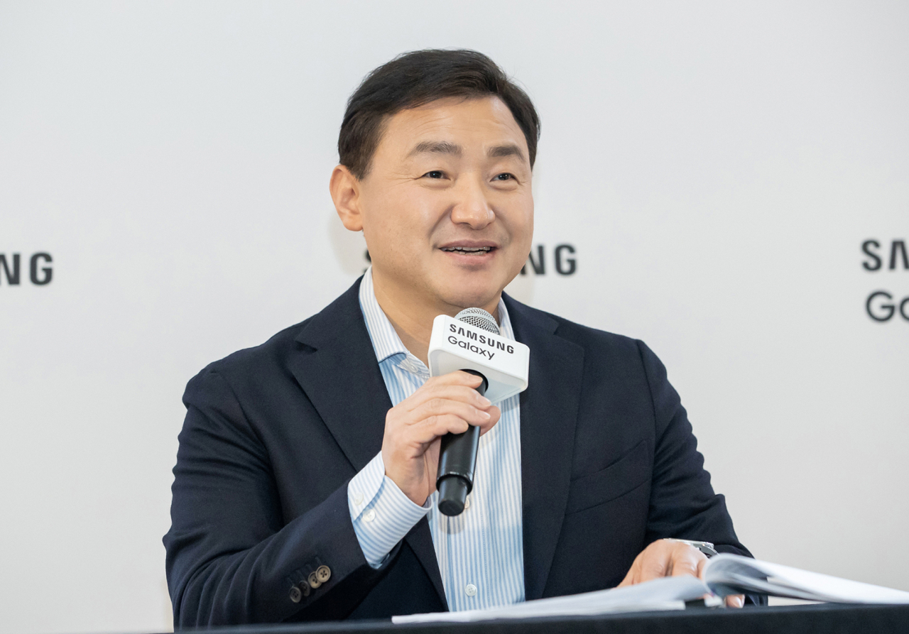 17일(현지시간) 미국 캘리포니아주 새너제이(산호세) 힐튼 호텔에서 열린 기자간담회에서 노태문 삼성전자 MX사업부장(사장)이 질문에 답변하는 모습. [삼성전자 제공]