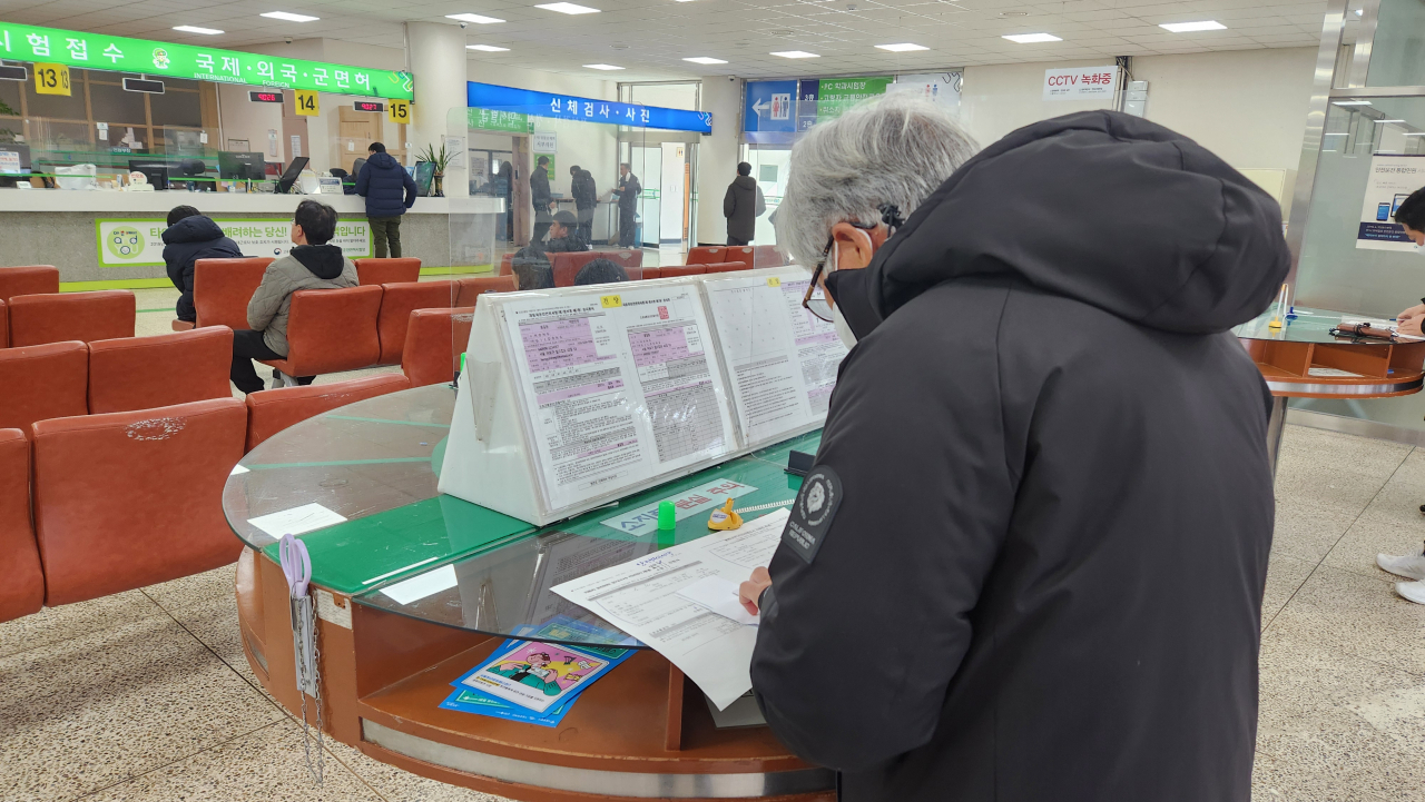 “멀쩡한데 왜 반납?”…전국은 고령운전에 깊은 고심[면허증 전쟁]