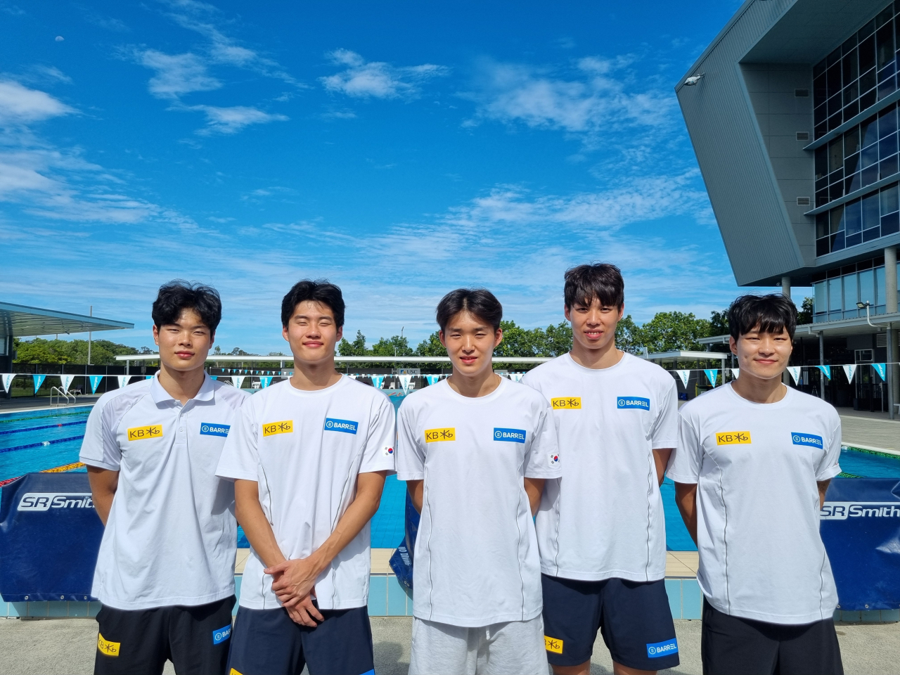 왼쪽부터 이호준, 황선우, 김우민, 양재훈, 이유연.[대한수영연맹 제공]