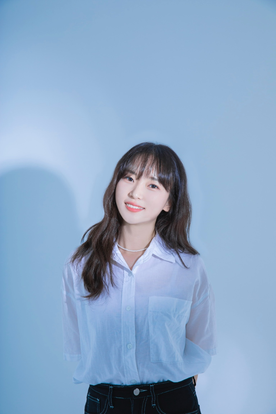 새벽공방의 메인보컬 ‘희연’