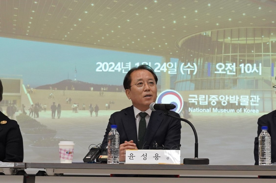 24일 신년 기자간담회를 가진 윤성용 국립중앙박물관장. [국립중앙박물관 제공]