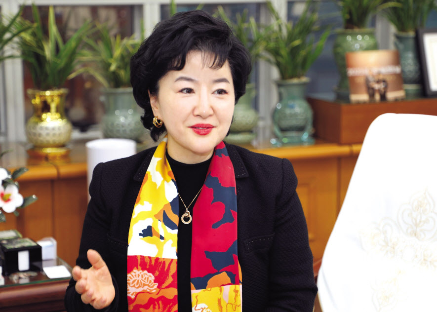 강신숙 Sh수협은행장이 헤럴드경제와의 인터뷰에서 올해 경영 계획에 대해 밝히고 있다. [Sh수협은행 제공]