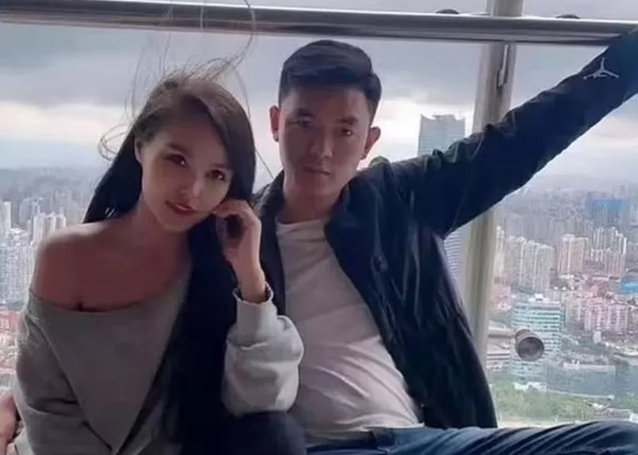 장보와 예청천[웨이보 캡처]