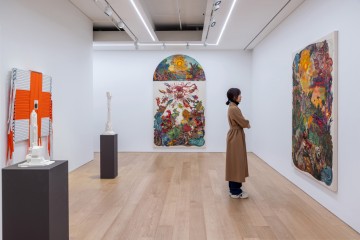 Korean artists flourish at both international, Korean galleries