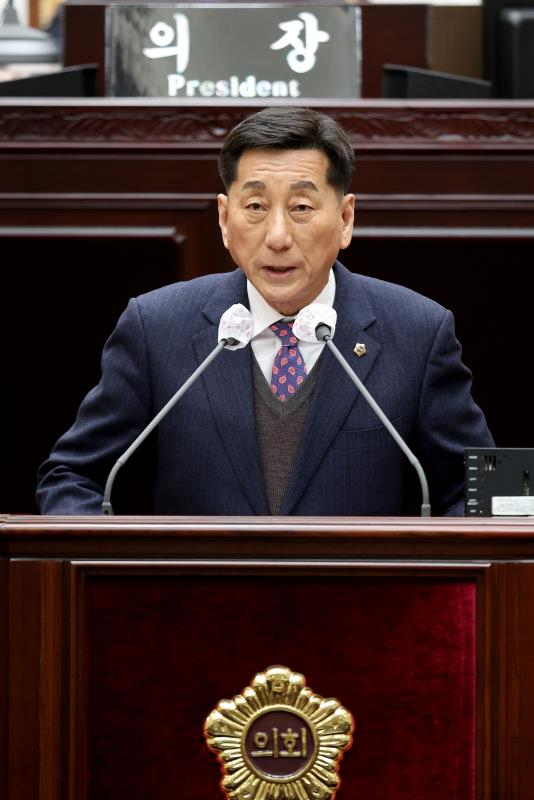 이봉락 인천시의회 신임 의장