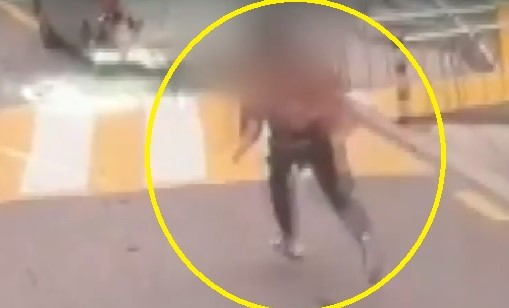 20대 여성을 폭행하고 금품을 훔쳐 달아났다가 검거된 40대 남성. [YTN]