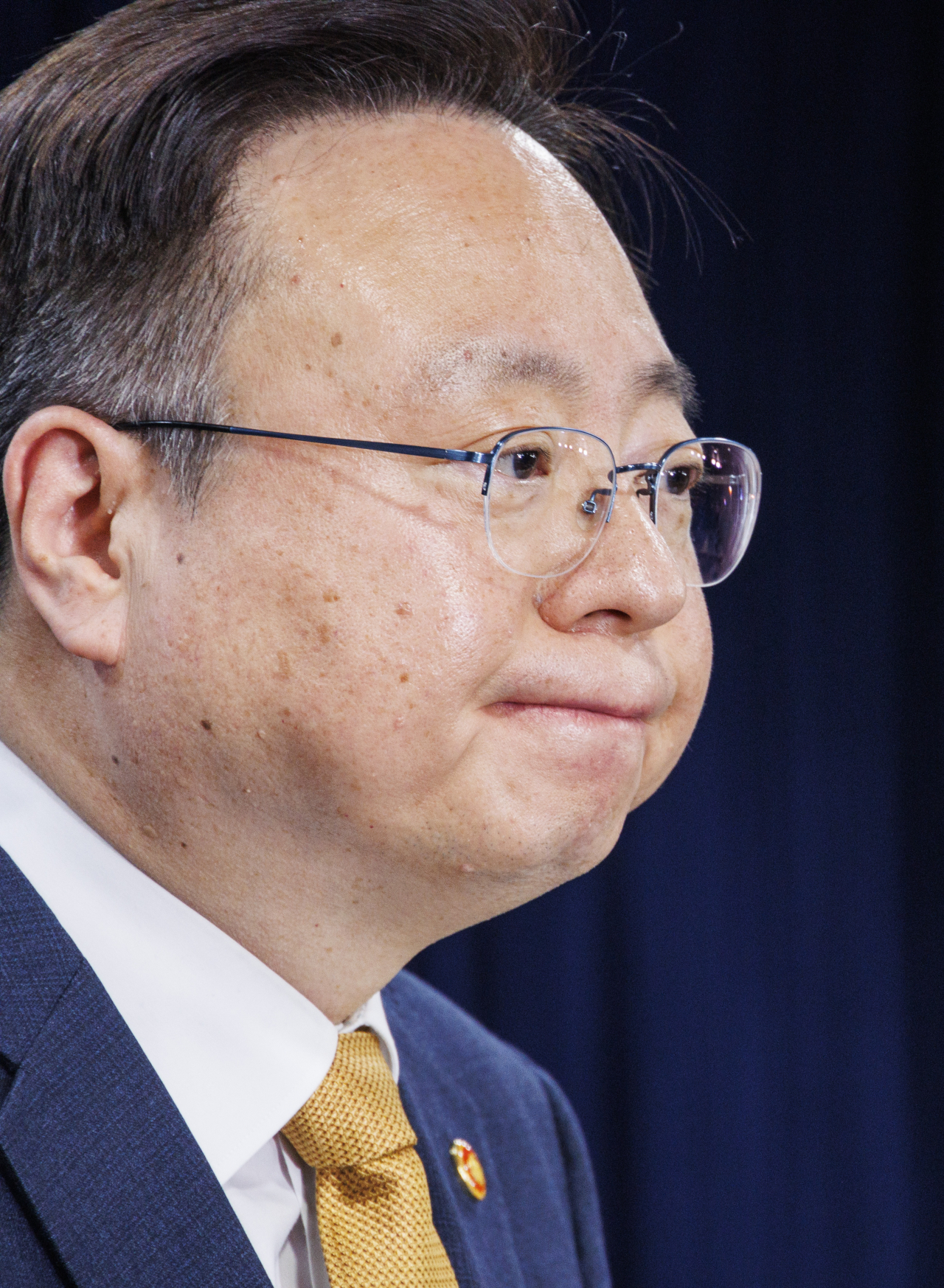 조규홍 보건복지부 장관이 6일 오후 서울 종로구 정부서울청사에서 의과대학 입학정원 확대 발표 기자회견에서 취재진 질문을 받고 있다. [연합]