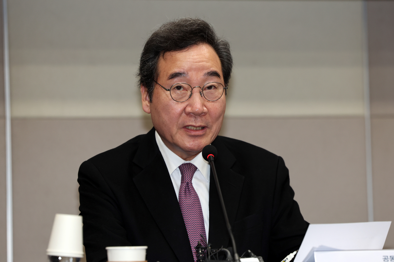 새로운미래 이낙연 공동대표가 7일 오전 광주 서구 치평동 김대중컨벤션센터에서 현장책임위원회의 모두발언을 하고 있다. 연합뉴스