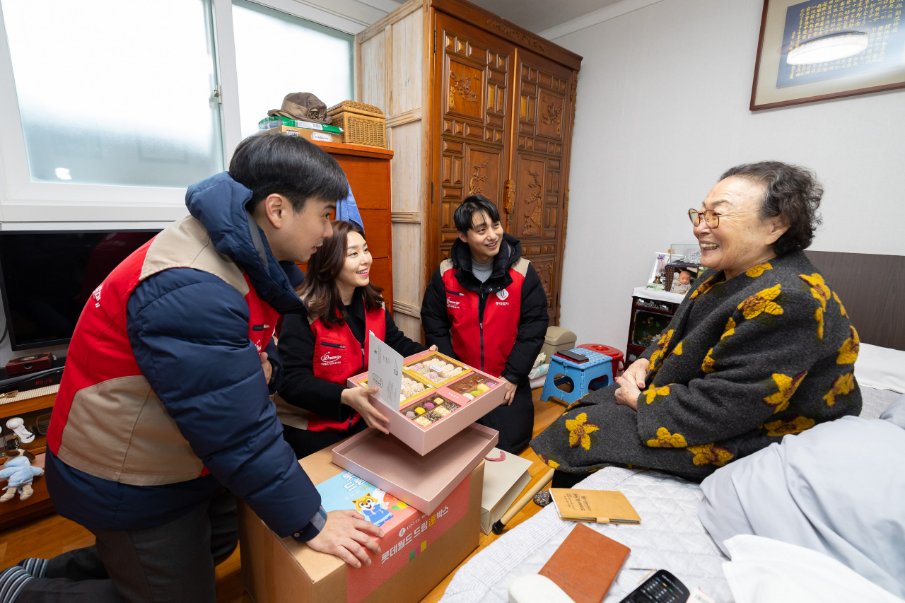 샤롯데봉사단 드림온박스 전달