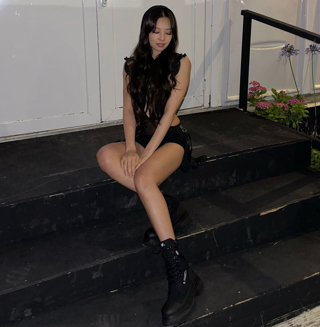 [블랙핑크 제니 사회관계망서비스(SNS) 계정]