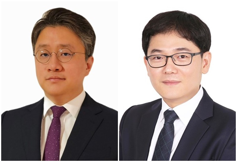 배규열(왼쪽) 포스코 수석연구원, 문준오 국립창원대 교수. [포스코 제공]