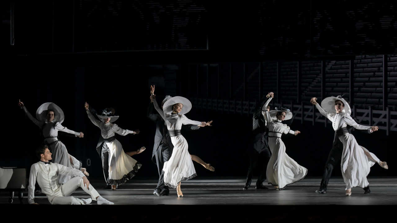 Dancers perform "Gabrielle Chanel." (InArts Production)