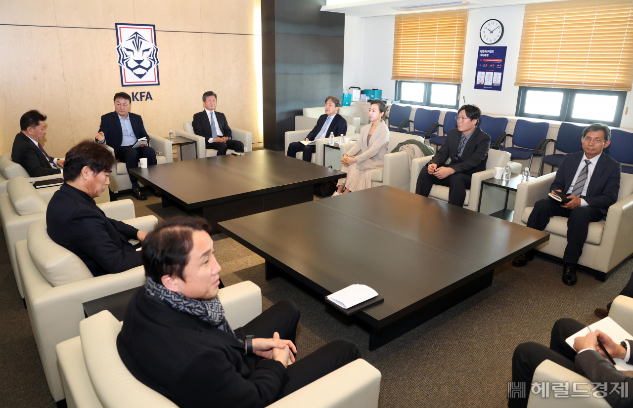 대한축구협회(KFA)가 16일 서울 신문로 축구회관에서 긴급 임원회의를 열고, 클린스만 감독 경질 안건을 논의했다. [임세준 기자]