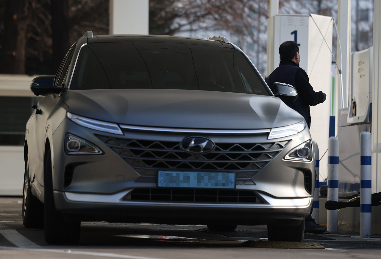 작년 글로벌 수소차 시장 30％ 역성장…중국 영향력 커졌다 [여車저車]