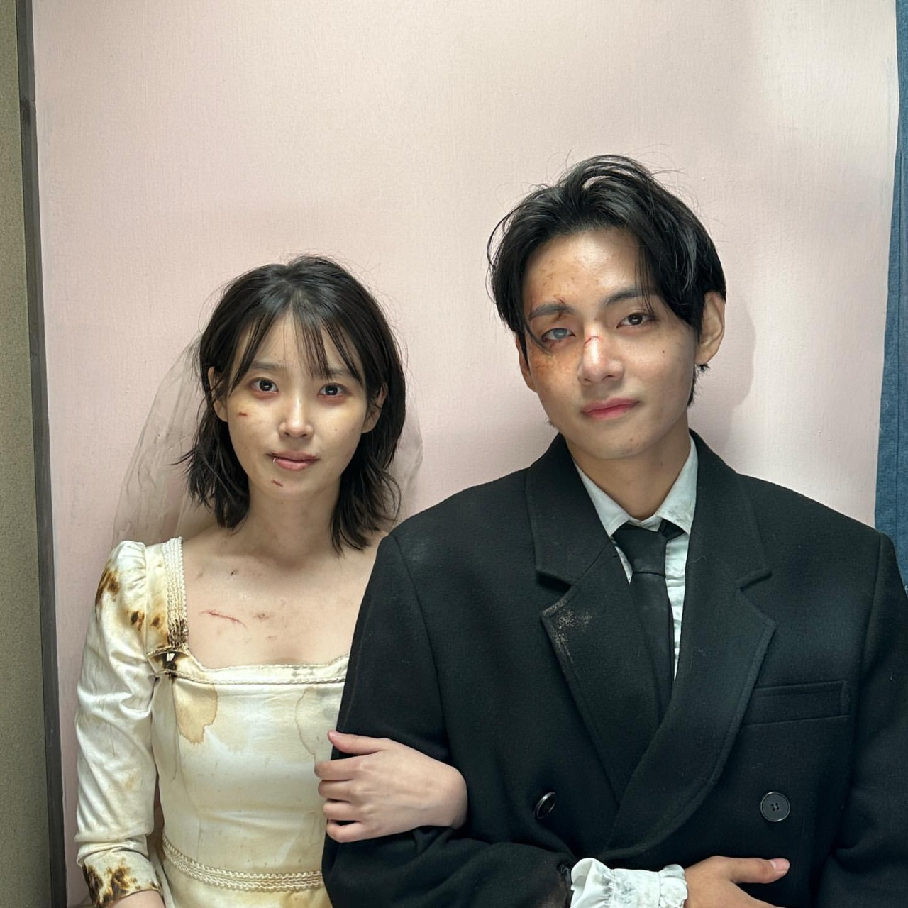 아이유 신곡 뮤직비디오 사진