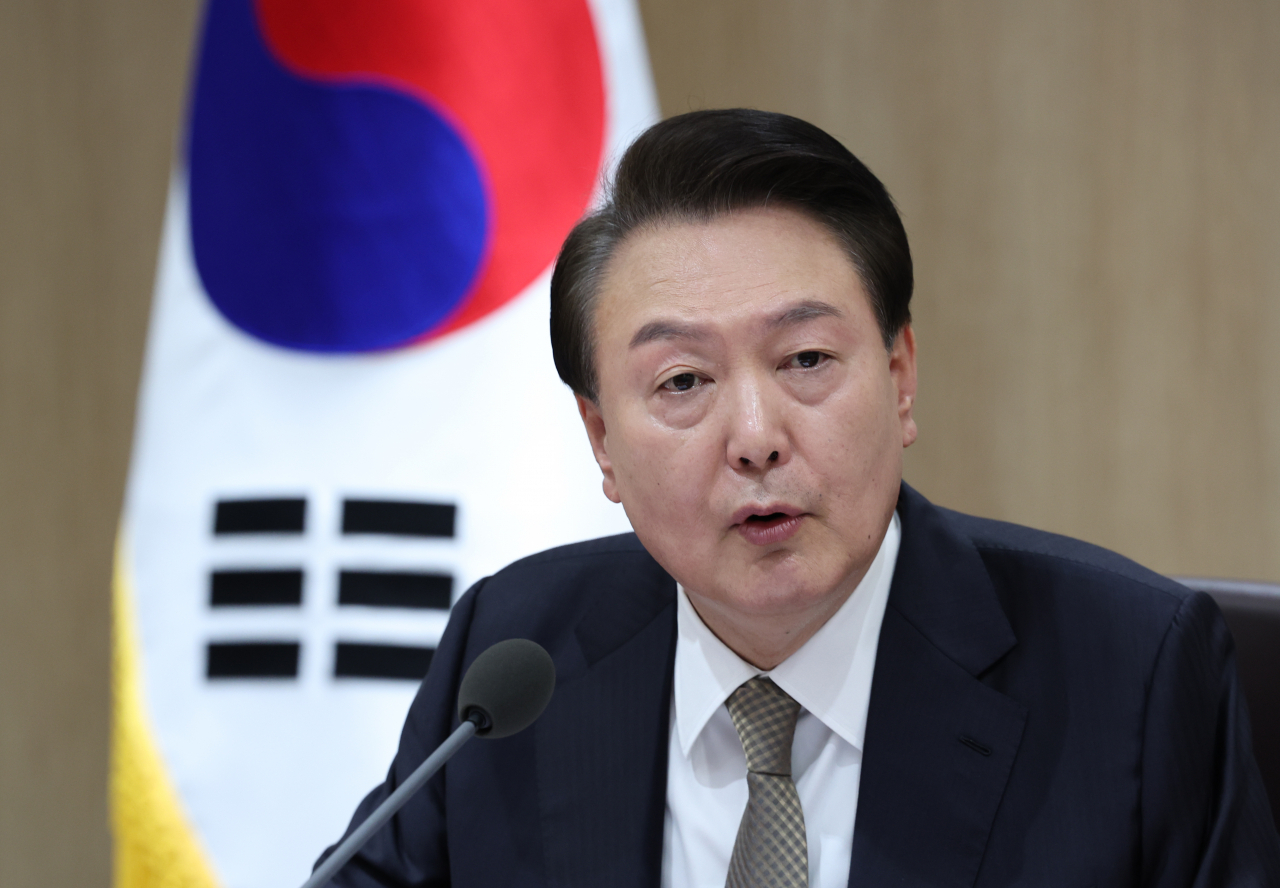 윤석열 대통령이 20일 서울 용산 대통령실 청사에서 열린 국무회의에서 발언하고 있다. [연합]