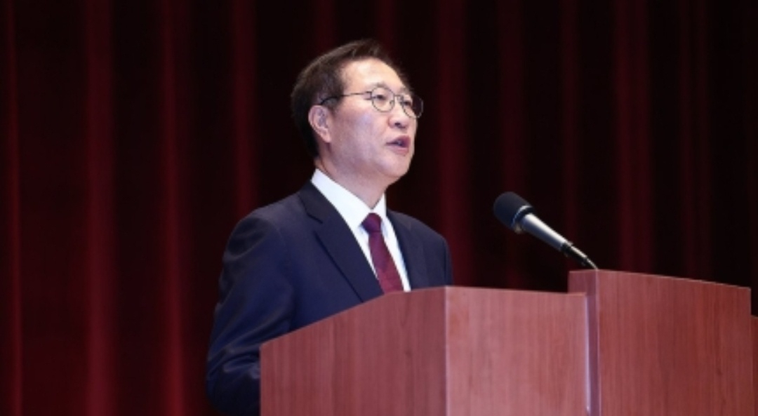 박성재 신임 법무부 장관이 20일 오후 경기 정부과천청사 법무부 건물에서 열린 취임식에서 취임사를 하고 있다.[연합]