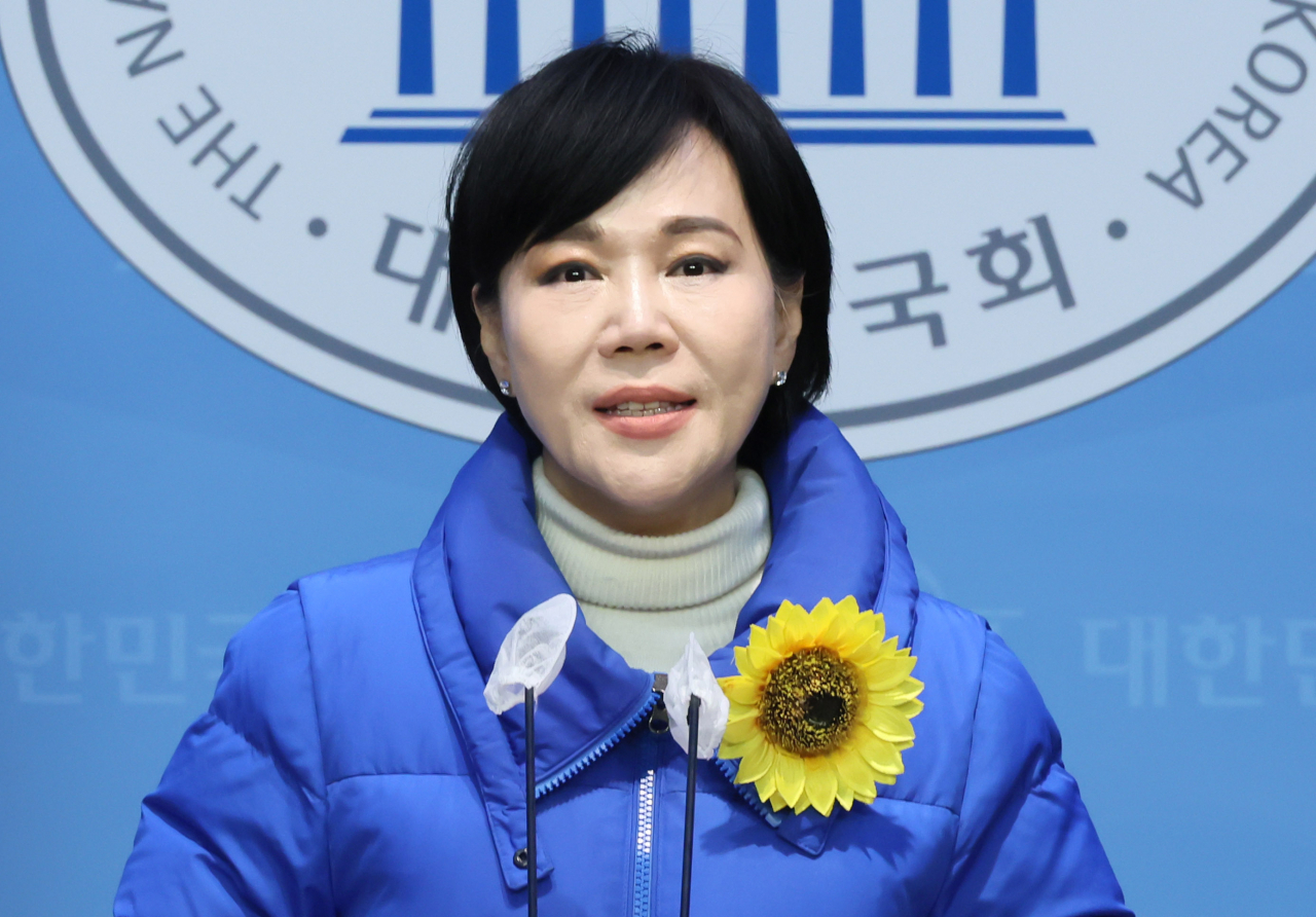 전현희 전 국민권익위원장이 지난달 25일 국회 소통관에서 22대 총선 종로 출마선언 기자회견을 하고 있다. [연합]