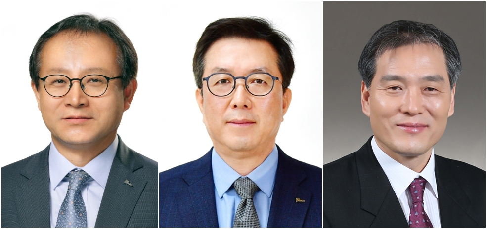 정기섭(왼쪽부터) 포스코홀딩스 전략기획총괄, 김준형 친환경미래소재 총괄, 김기수 포스코홀딩스 미래기술연구원장. [포스코그룹 제공]