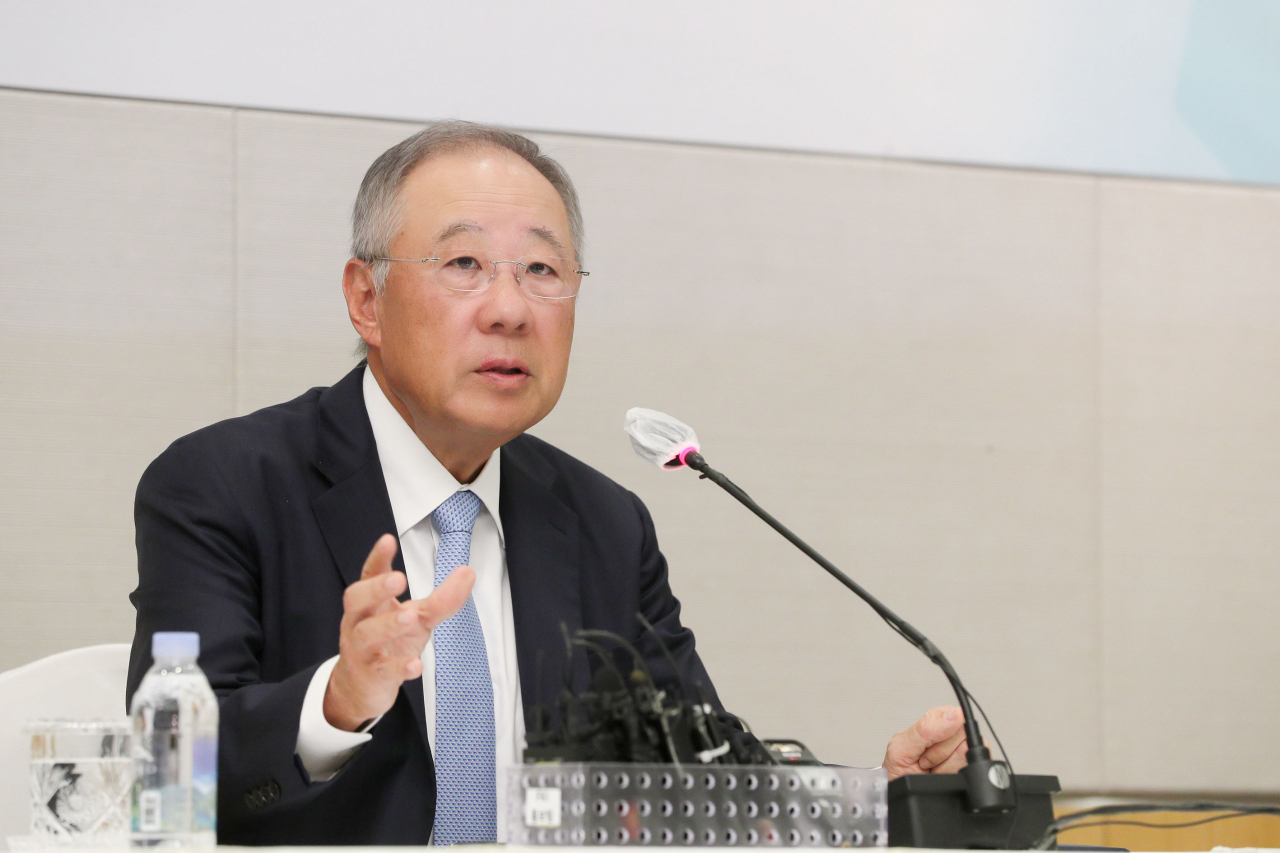 류진 한국경제인협회 회장. [한국경제인협회 제공]