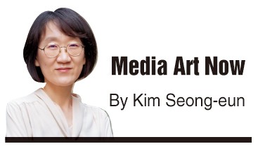 [Media Art Now] Song Ye-hwan asks, 'Whose world? How wide?'
