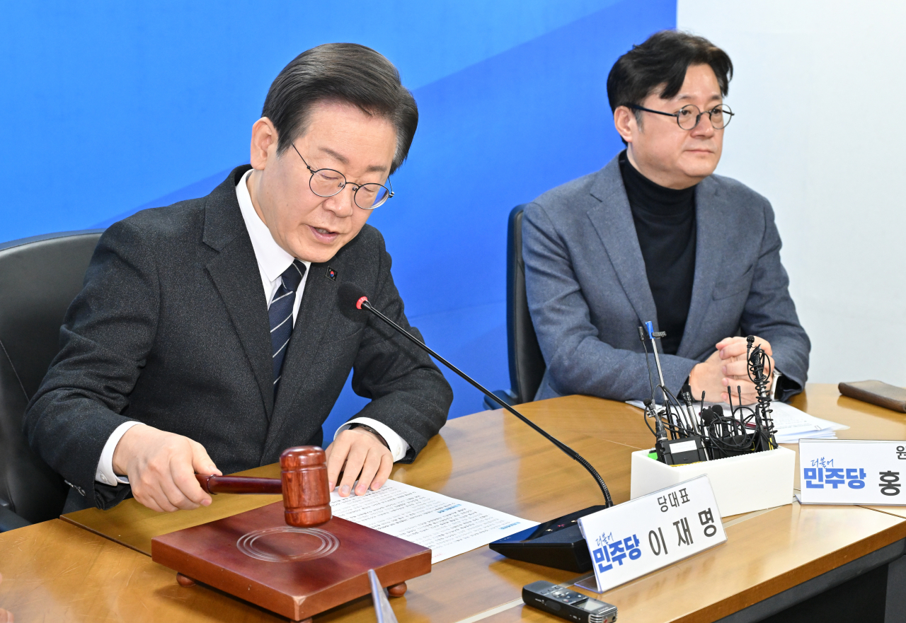 이재명 더불어민주당 대표와 홍익표 원내대표. 임세준 기자
