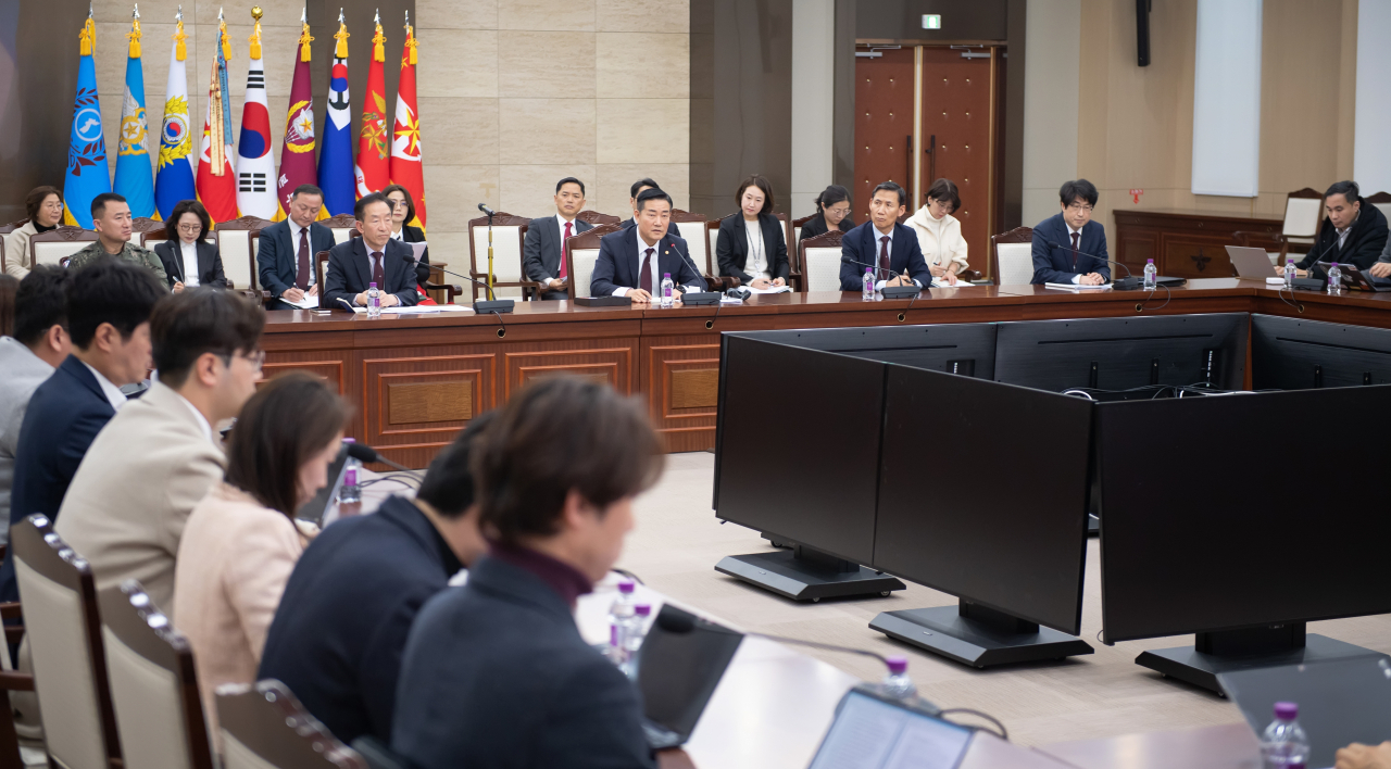 신원식 국방부 장관이 26일 열린 출입기자단 간담회에서 “북한 도발에 대해 확고한 대비태세를 갖추는 길만이 북한 도발을 억제할 수 있다”고 강조했다.[국방부 제공]
