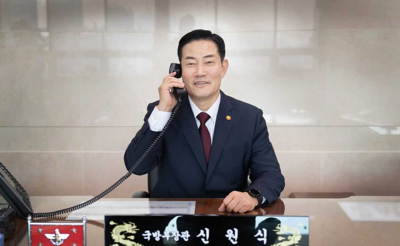신원식 국방부 장관과 로이드 오스틴 미국 국방장관이 28일 오전 전화통화를 갖고 북한의 최근 도발을 강력 규탄하고 한반도에서 힘에 의한 평화 구현을 위해 노력하기로 했다고 국방부가 밝혔다. [국방부 제공]