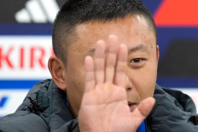 리유일 북한 여자축구 대표팀 감독. [AP=연합]