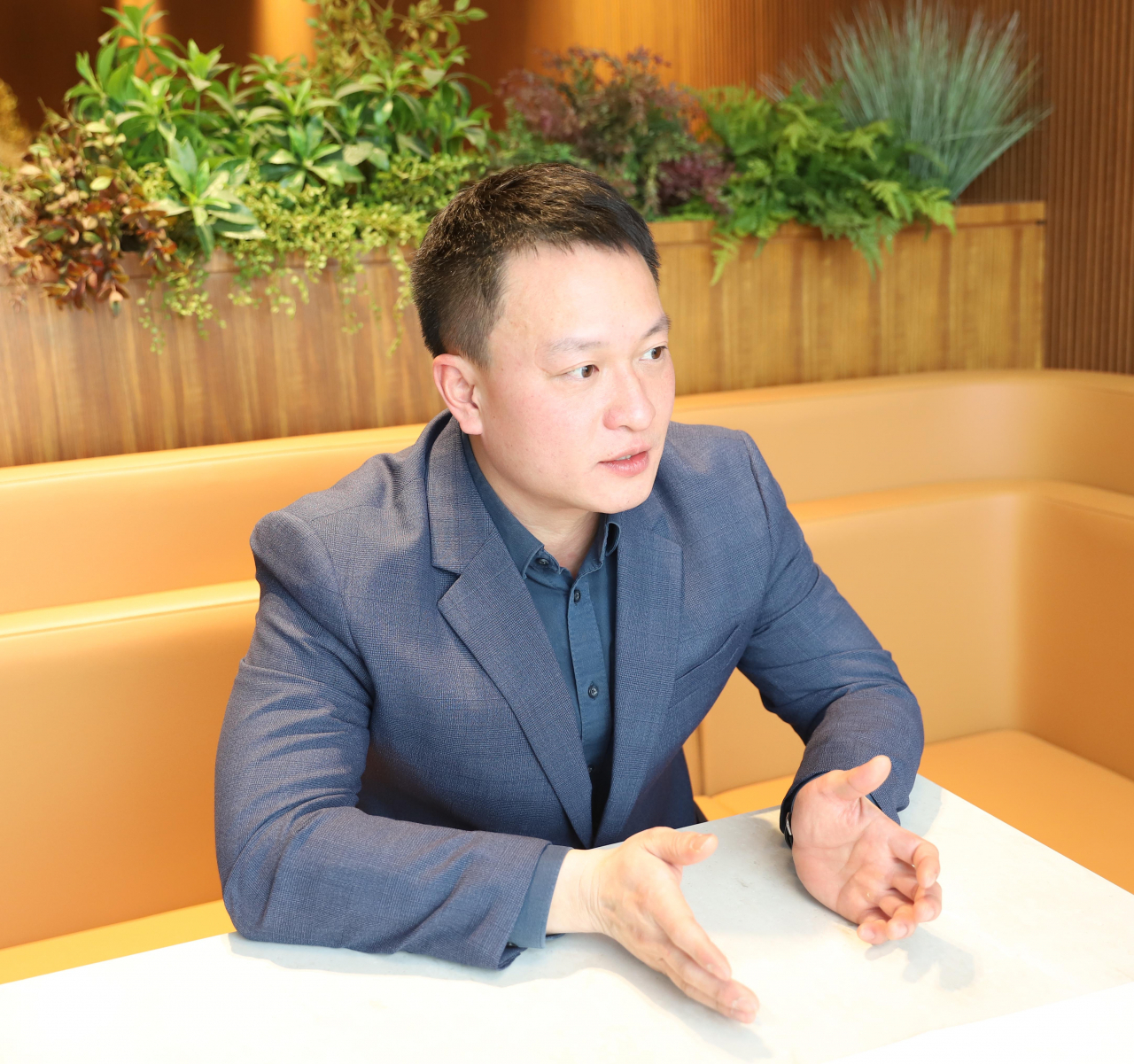 이한주 신세계백화점 식품 담당 F&B 바이어가 지난 27일 서울 서초구의 한 사무실에서 헤럴드경제와 인터뷰하고 있다. [신세계백화점 제공]