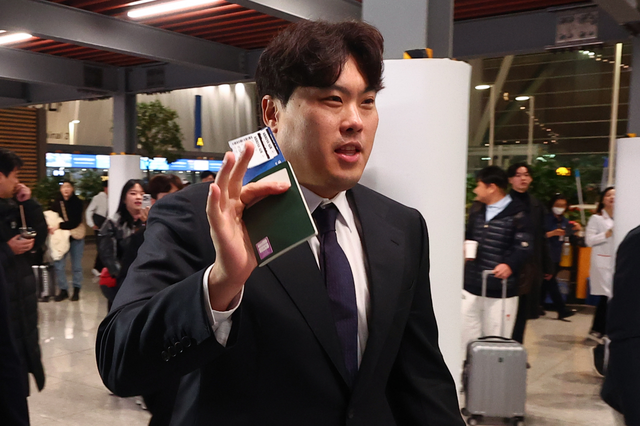 한화 이글스와 계약하며 12년만에 한국프로야구 KBO리그로 돌아오는 류현진[연합]