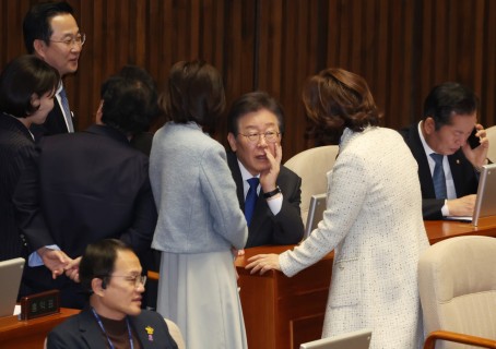 Inside main opposition Democratic Party of Korea’s bitter faction war
