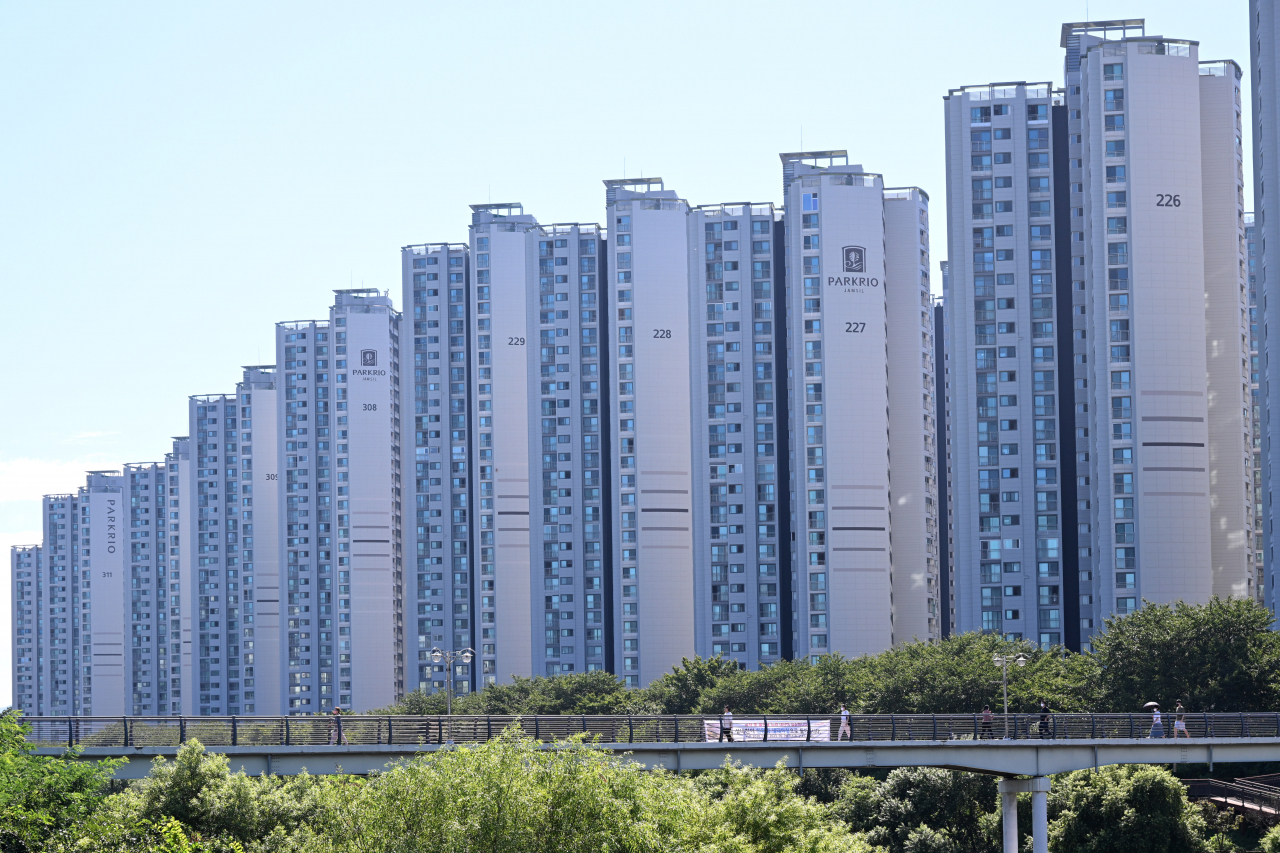 전문가 절반 “올해가 집값 최저점” <KB부동산보고서>