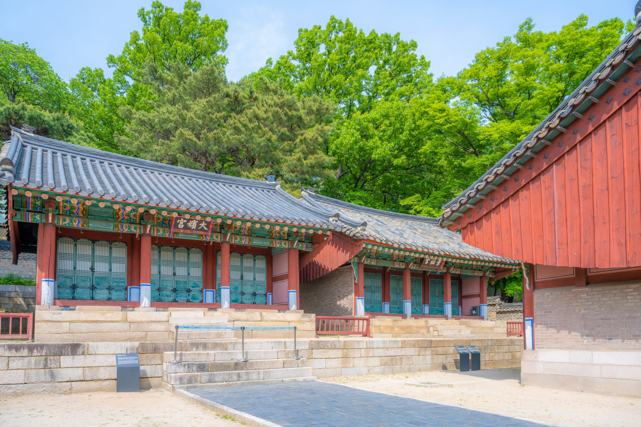 조선 500년 임금을 낳은 일곱 후궁들의 사당, 칠궁