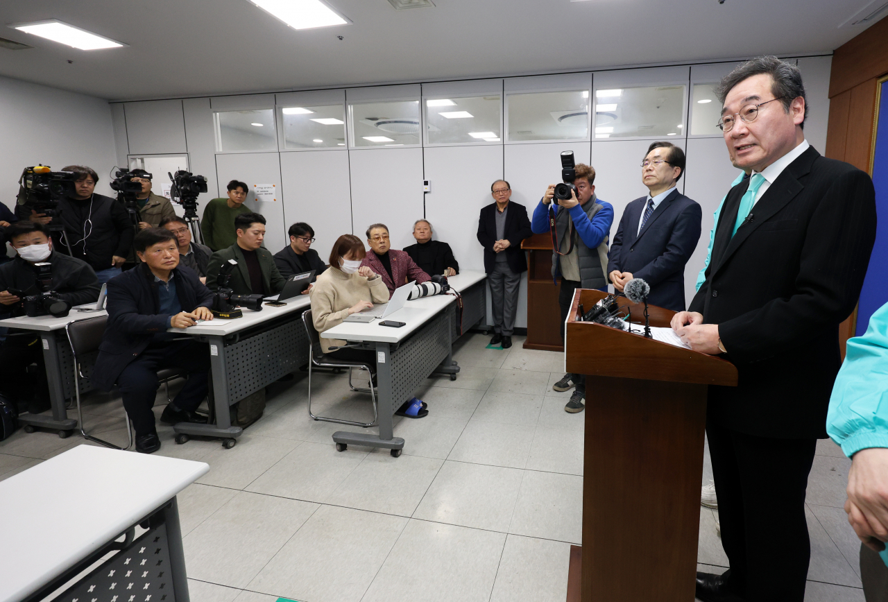 불출마 철회하고 호남의 선택 띄웠다…‘정치적 승부수’ 건 이낙연[이런정치]