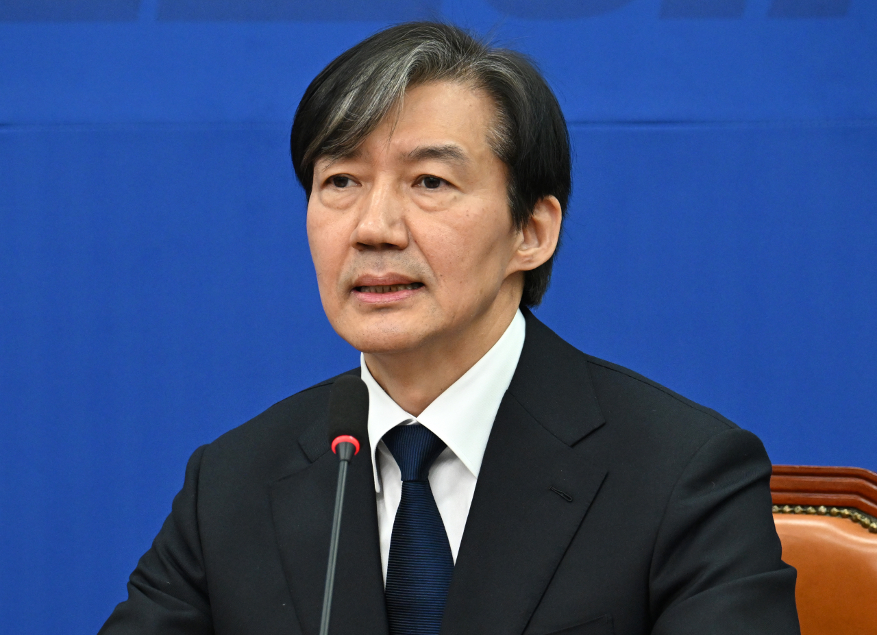조국 조국혁신당 대표가 5일 서울 여의도 국회에서 이재명 더불어민주당 대표를 예방한 가운데 발언을 하고 있다. 임세준 기자